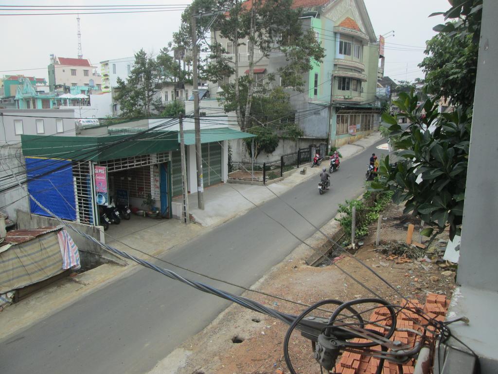 Ngoc Phuong Hotel Bao Loc Exteriör bild